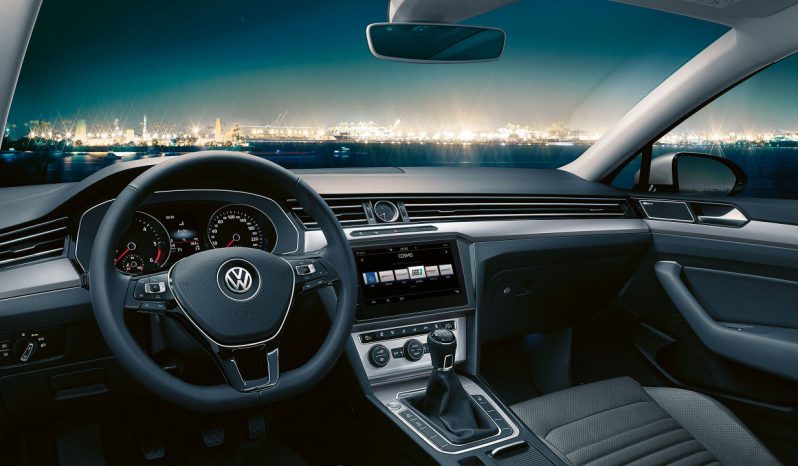 VOLKSWAGEN PASSAT completo