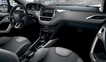 PEUGEOT 2008 completo