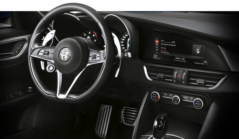 ALFA ROMEO GIULIA completo